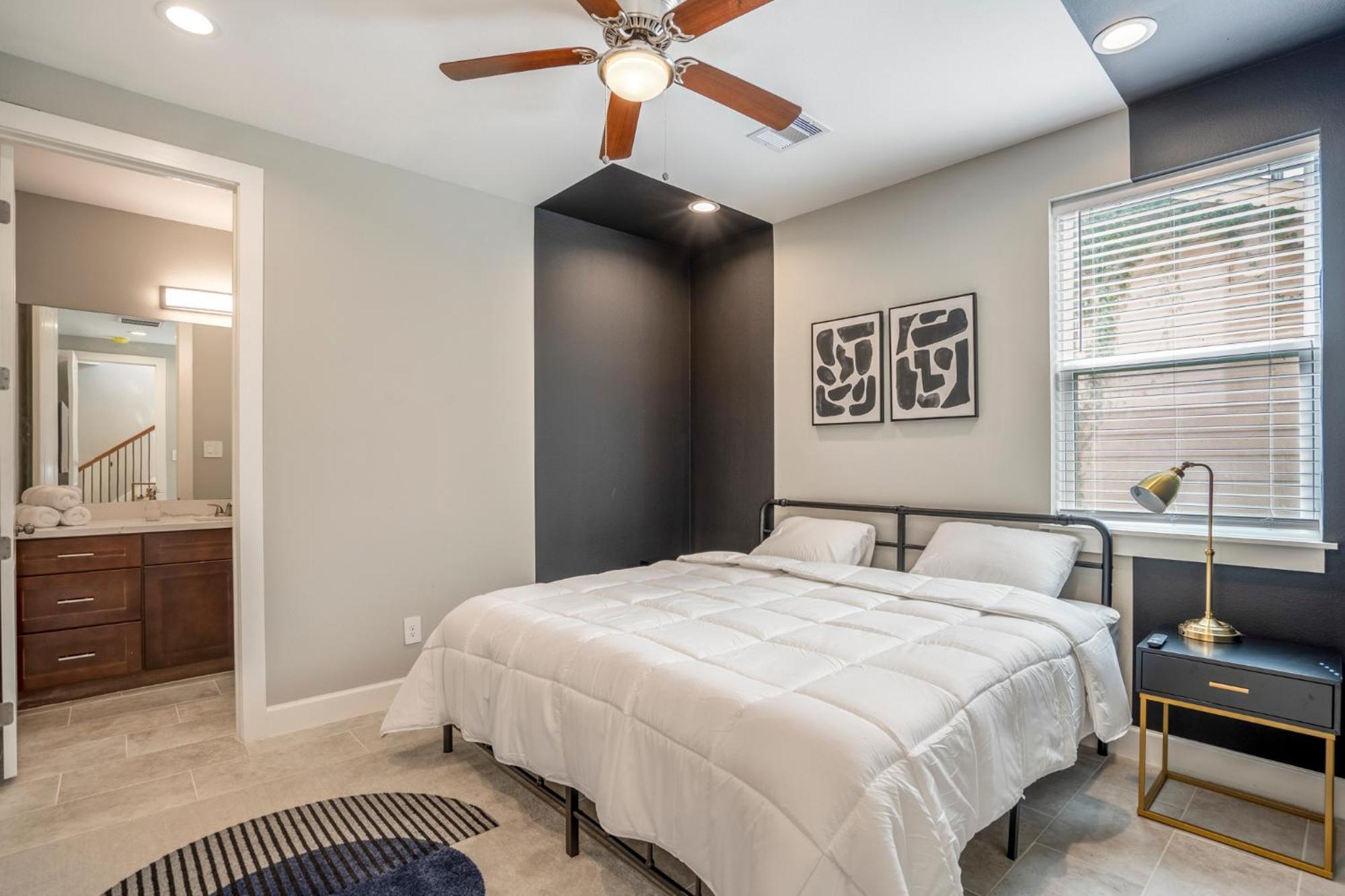 Spacious 3 Bed House Near Md Anderson With Free Parking & Wi-Fi ヒューストン エクステリア 写真